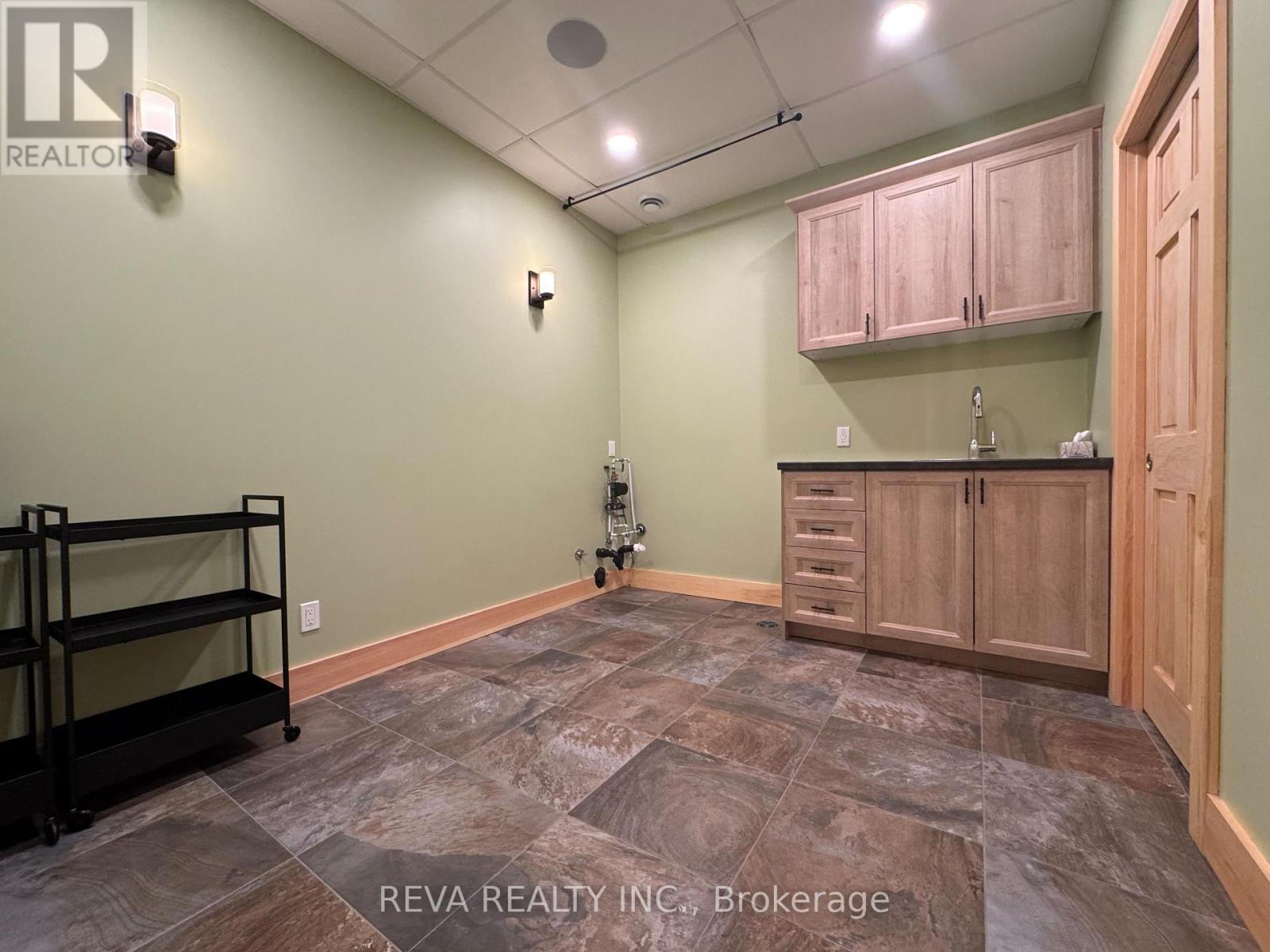 Unit 5 - 10 Hastings St. North, Bancroft (Bancroft Ward), Ontario  K0L 1C0 - Photo 10 - X12487068