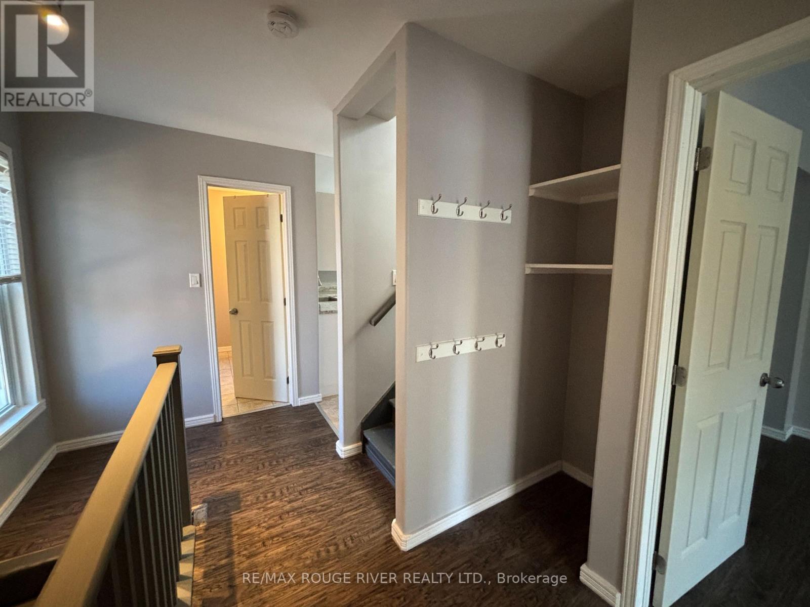 576 Bethune Street, Peterborough (Town Ward 3), Ontario  K9H 3Z8 - Photo 14 - X12487162