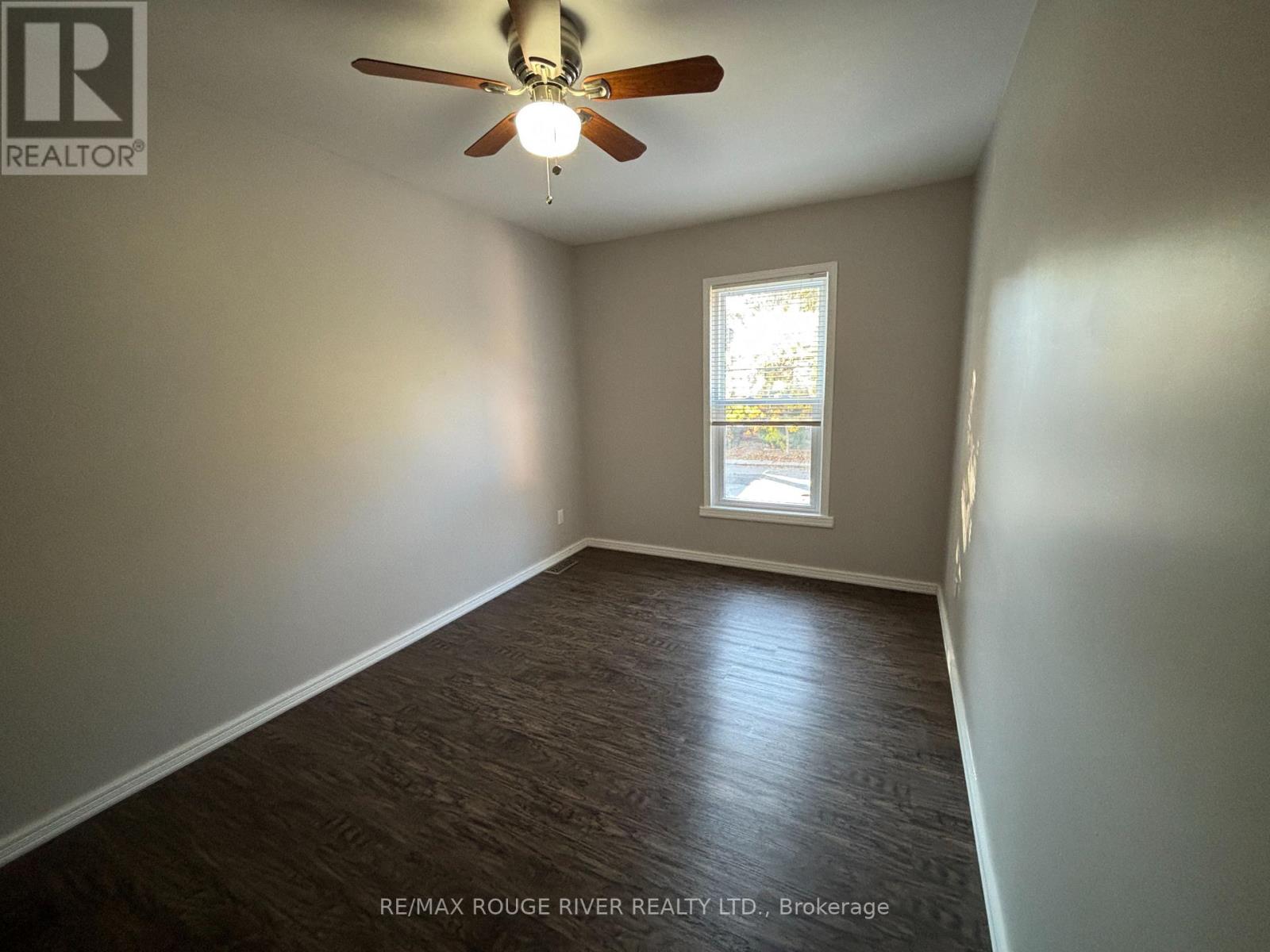 576 Bethune Street, Peterborough (Town Ward 3), Ontario  K9H 3Z8 - Photo 15 - X12487162