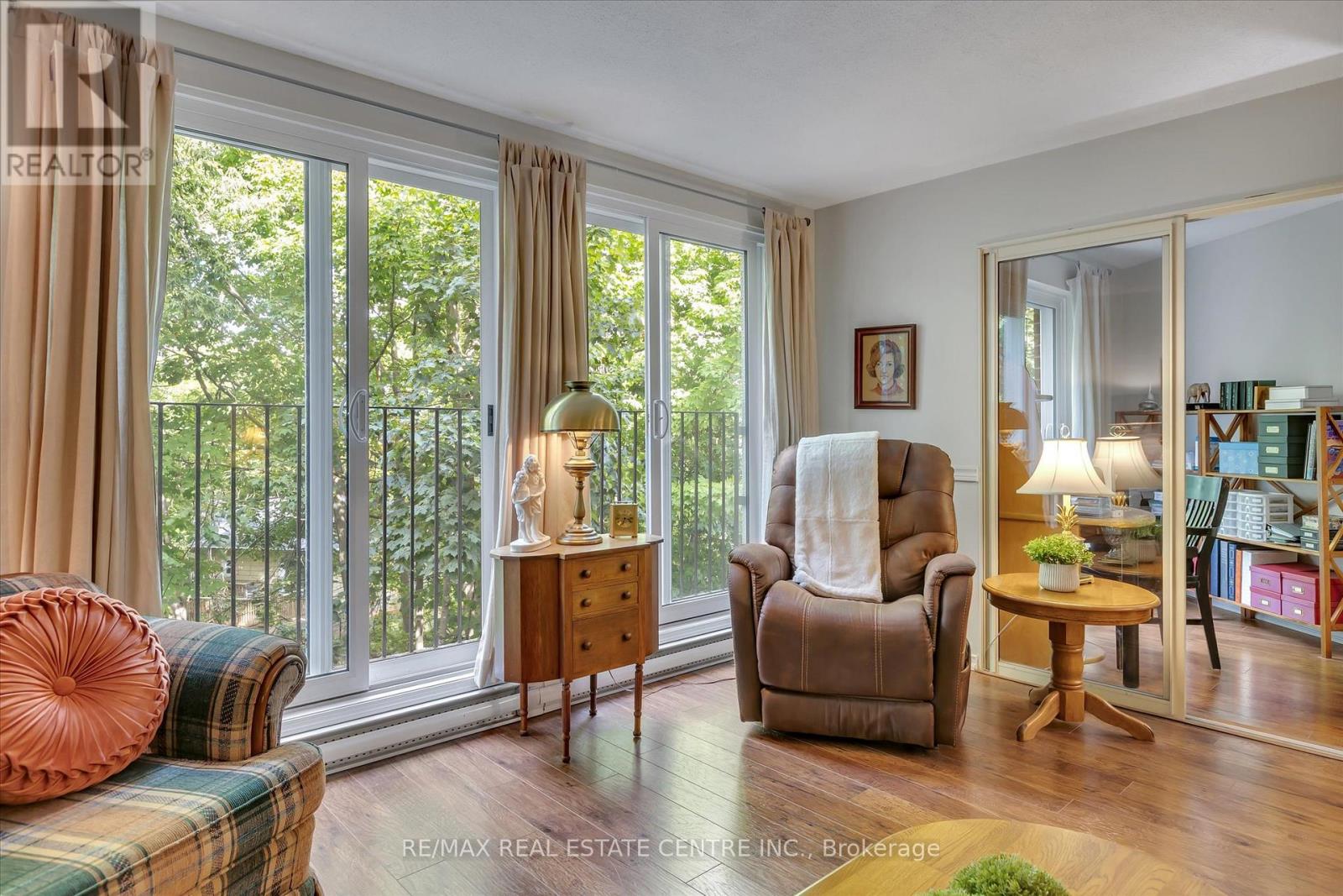 209 - 1111 Water Street, Peterborough (Northcrest Ward 5), Ontario  K9H 3P7 - Photo 9 - X12487530