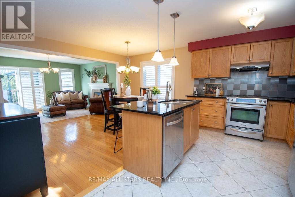 43 Thrushwood Trail, Kawartha Lakes (Lindsay), Ontario  K9V 0B2 - Photo 16 - X12487710