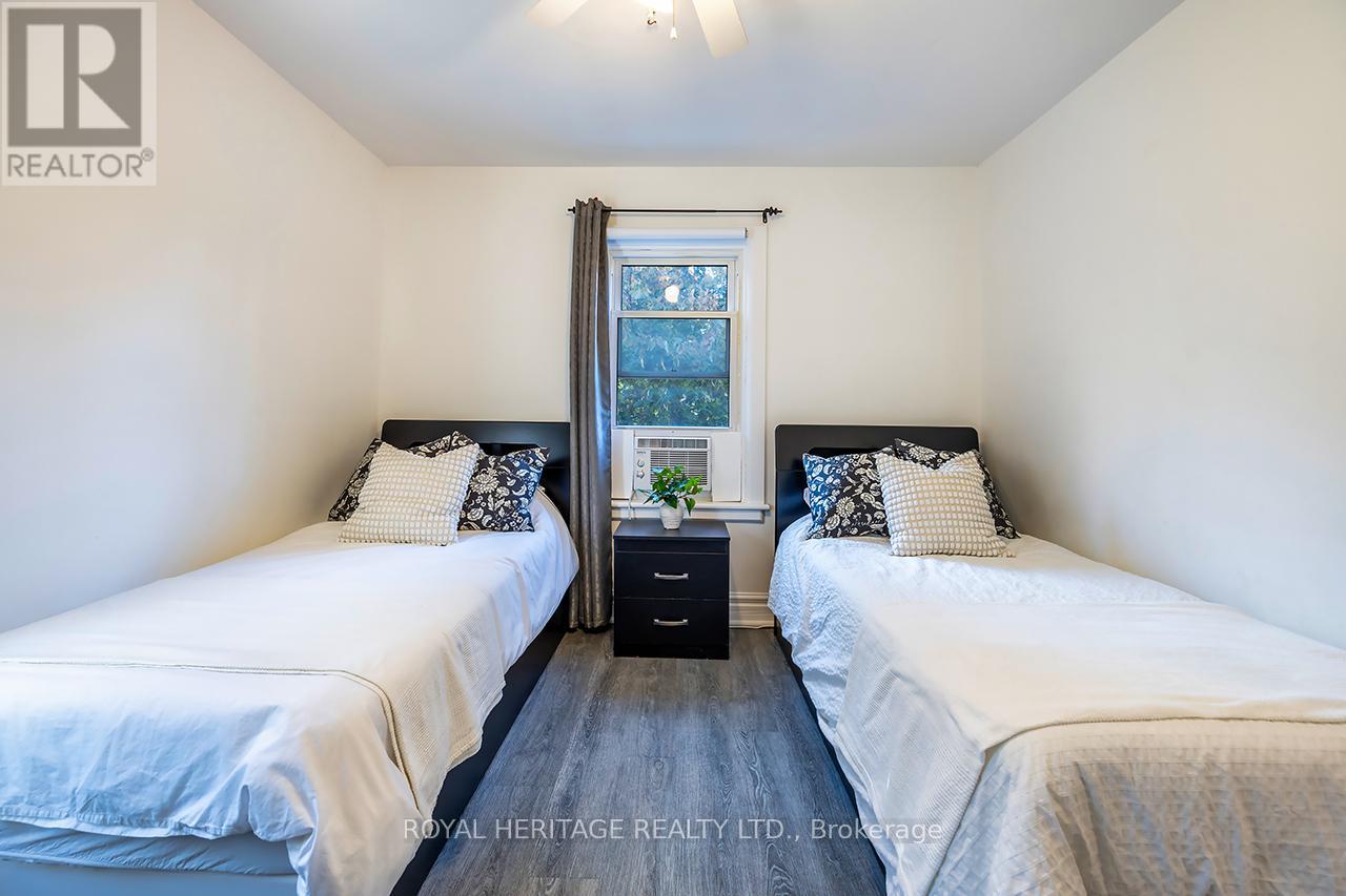 5 Roosevelt Street, Kawartha Lakes (Lindsay), Ontario  K9V 2X6 - Photo 18 - X12487668