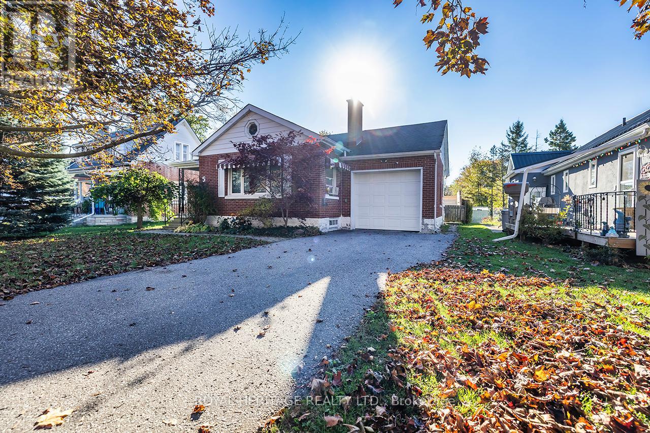 5 Roosevelt Street, Kawartha Lakes (Lindsay), Ontario  K9V 2X6 - Photo 3 - X12487668