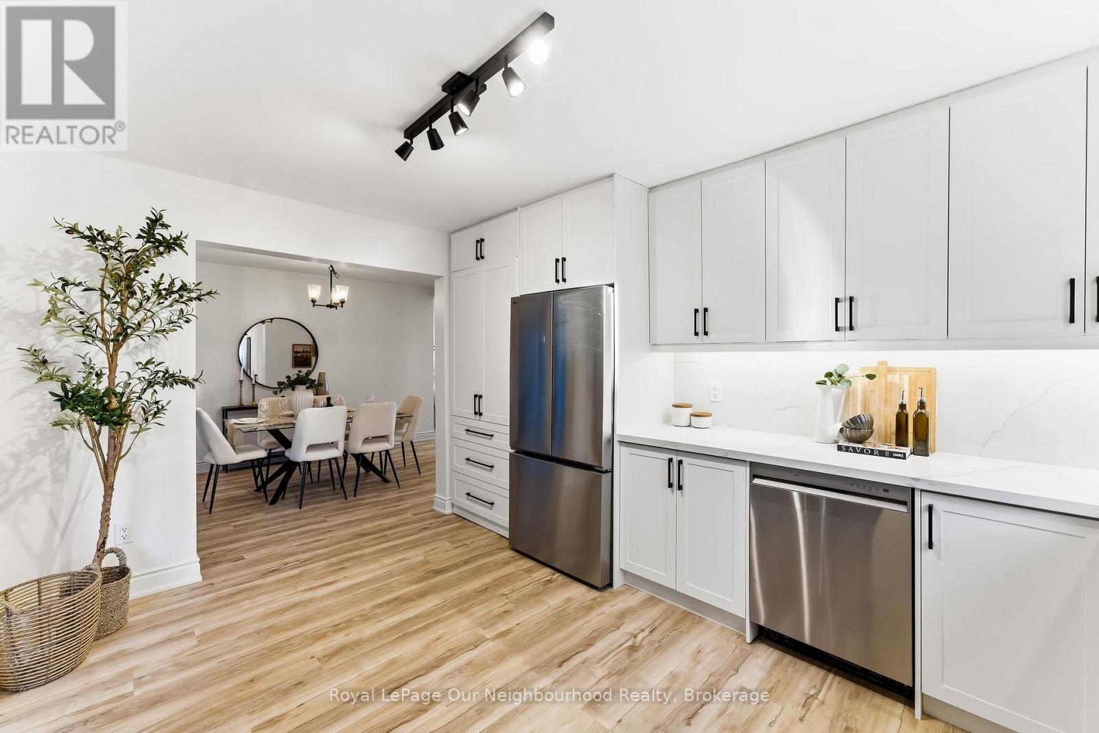 2552 Farmcrest Avenue, Peterborough (Ashburnham Ward 4), Ontario  K9L 1H7 - Photo 17 - X12487838