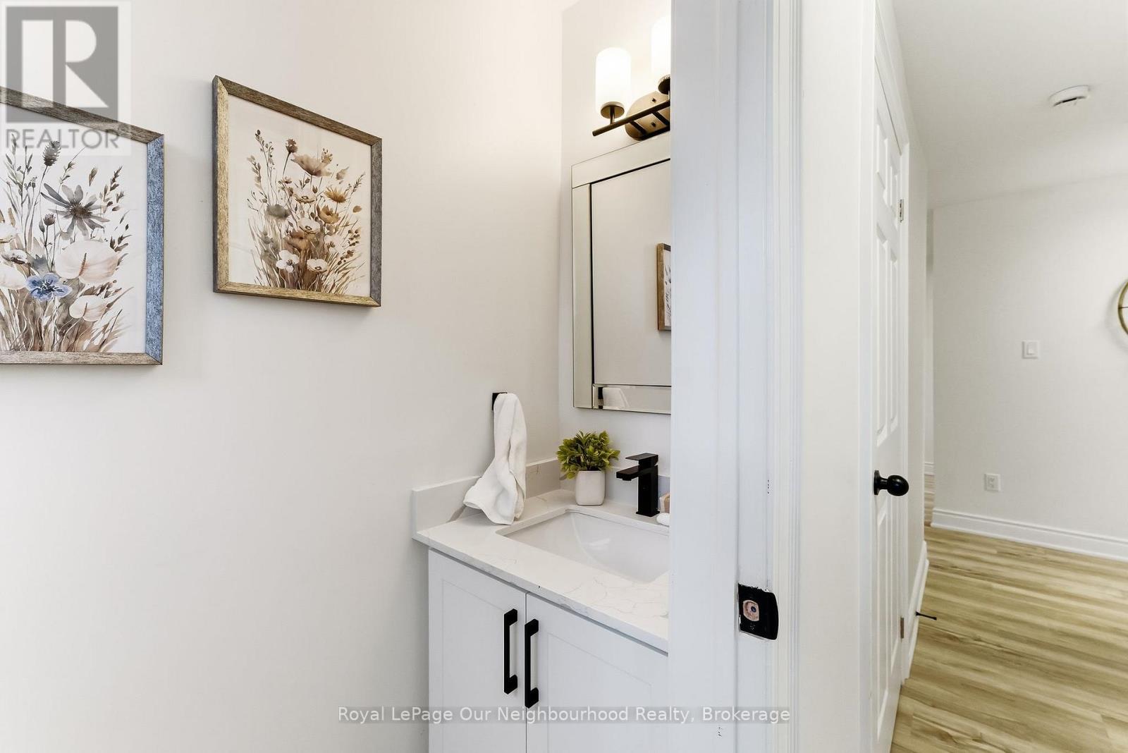 2552 Farmcrest Avenue, Peterborough (Ashburnham Ward 4), Ontario  K9L 1H7 - Photo 32 - X12487838