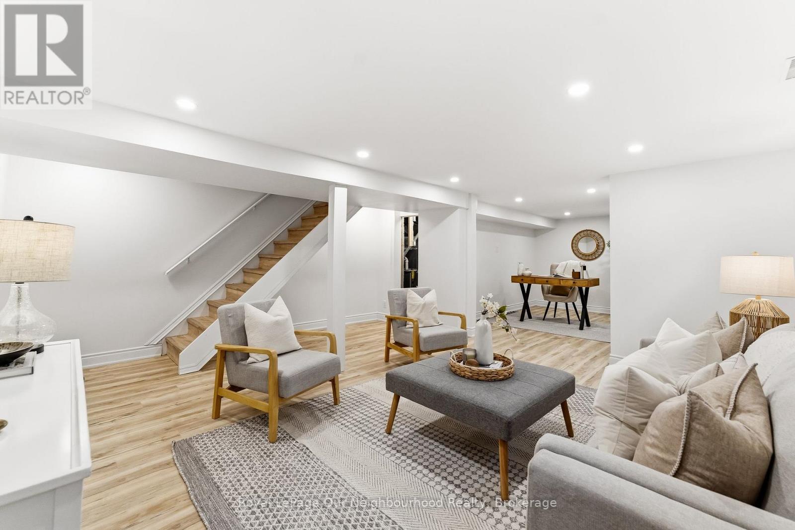 2552 Farmcrest Avenue, Peterborough (Ashburnham Ward 4), Ontario  K9L 1H7 - Photo 34 - X12487838