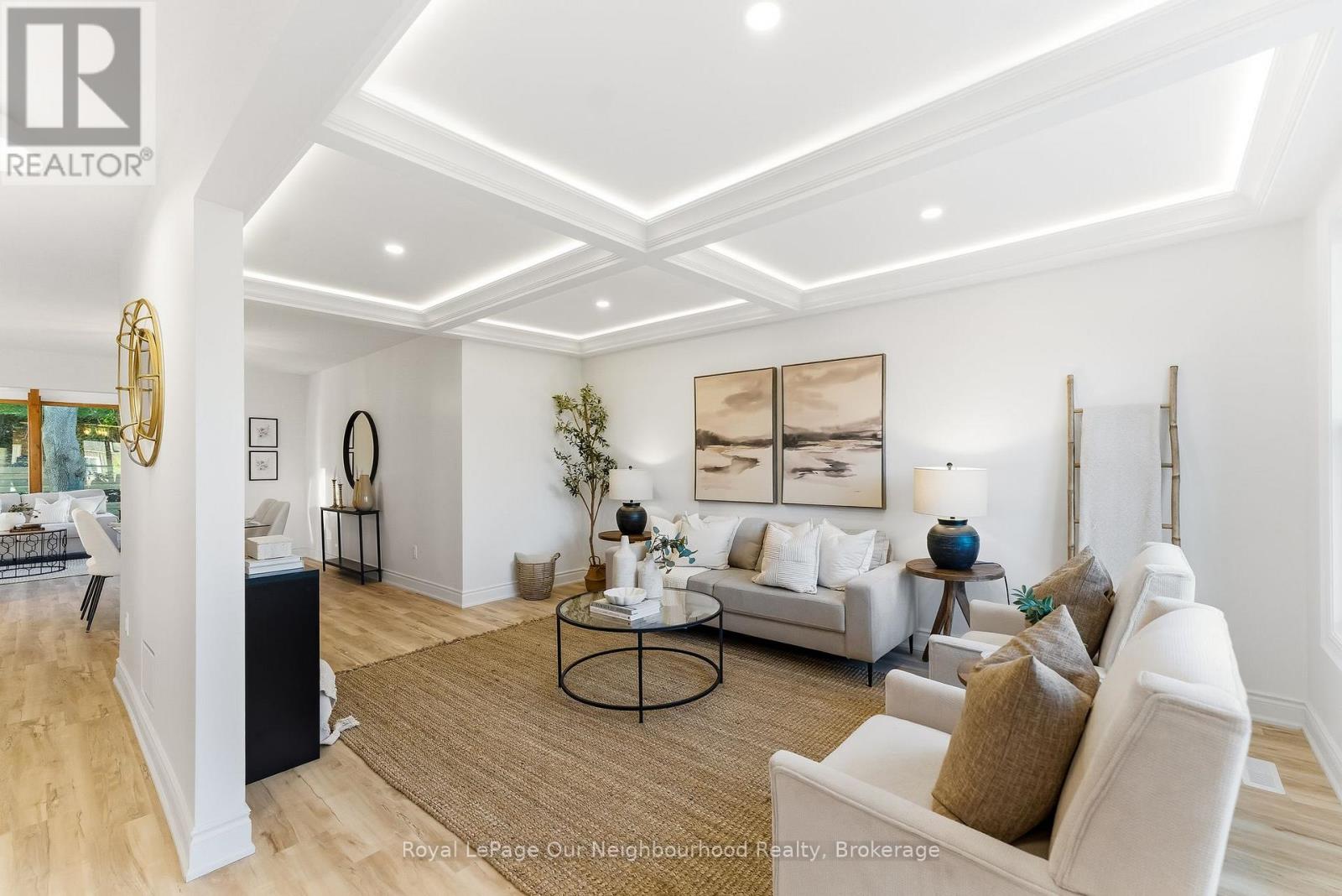 2552 Farmcrest Avenue, Peterborough (Ashburnham Ward 4), Ontario  K9L 1H7 - Photo 7 - X12487838