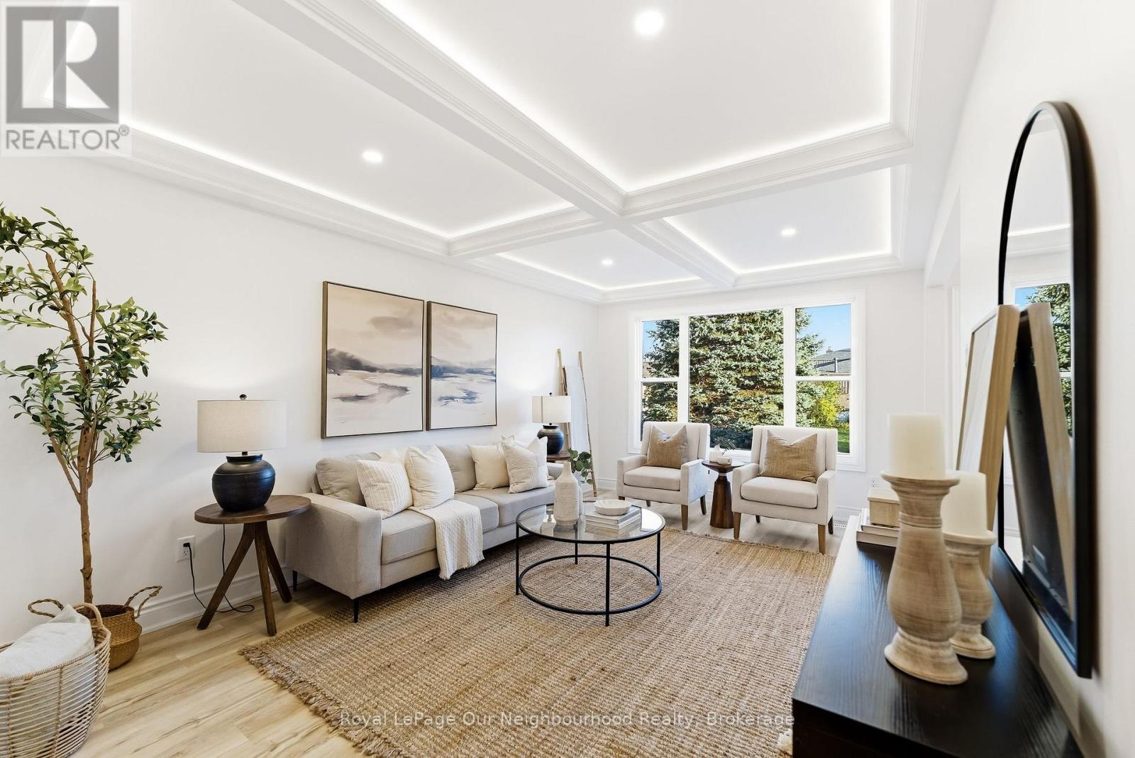 2552 Farmcrest Avenue, Peterborough (Ashburnham Ward 4), Ontario  K9L 1H7 - Photo 8 - X12487838