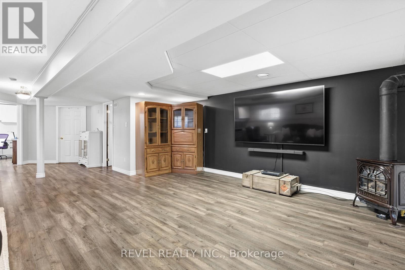 443 Tower Road, Kawartha Lakes (Lindsay), Ontario  K9V 4R4 - Photo 27 - X12487916