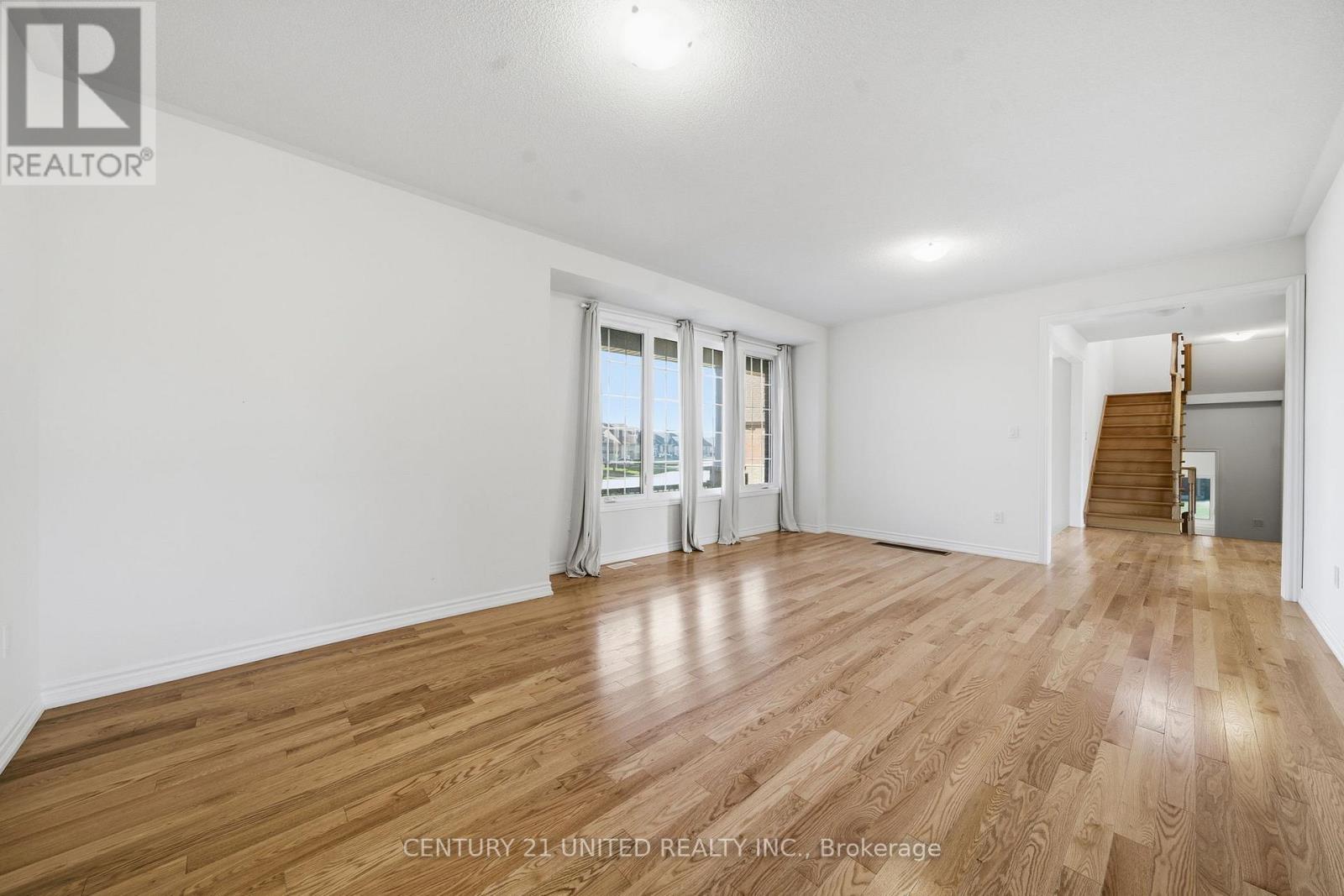 45 Golden Meadows Drive, Otonabee-South Monaghan, Ontario  K9J 0K8 - Photo 15 - X12488010