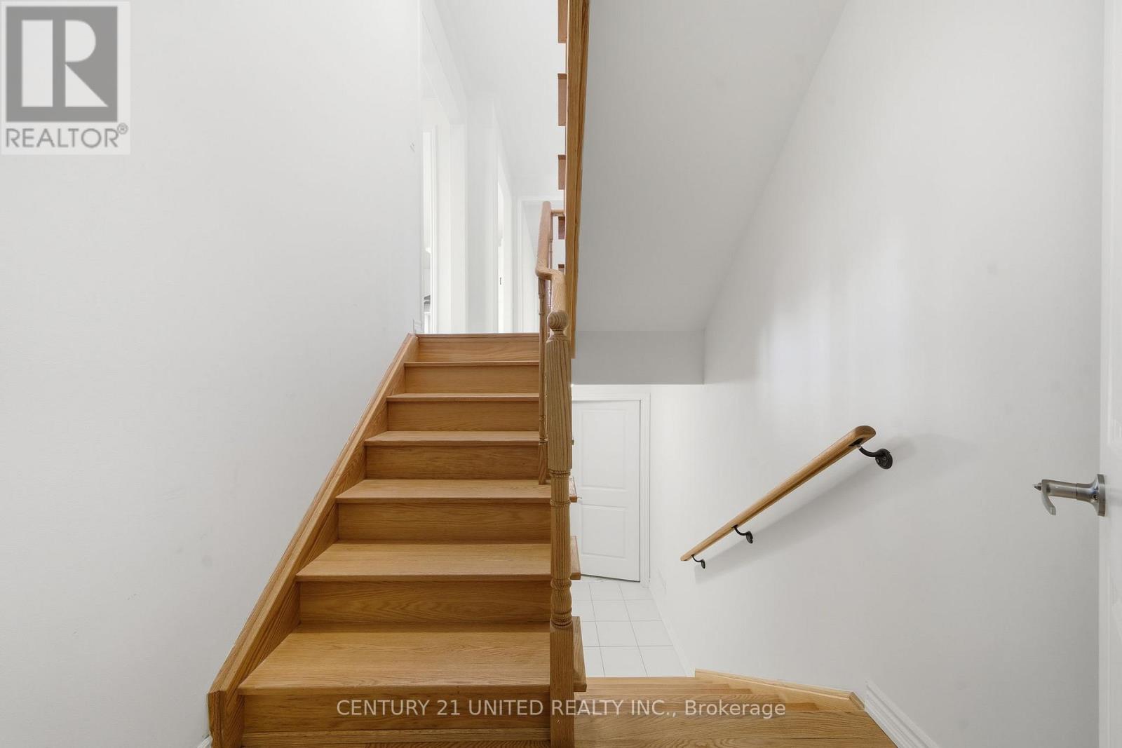 45 Golden Meadows Drive, Otonabee-South Monaghan, Ontario  K9J 0K8 - Photo 17 - X12488010