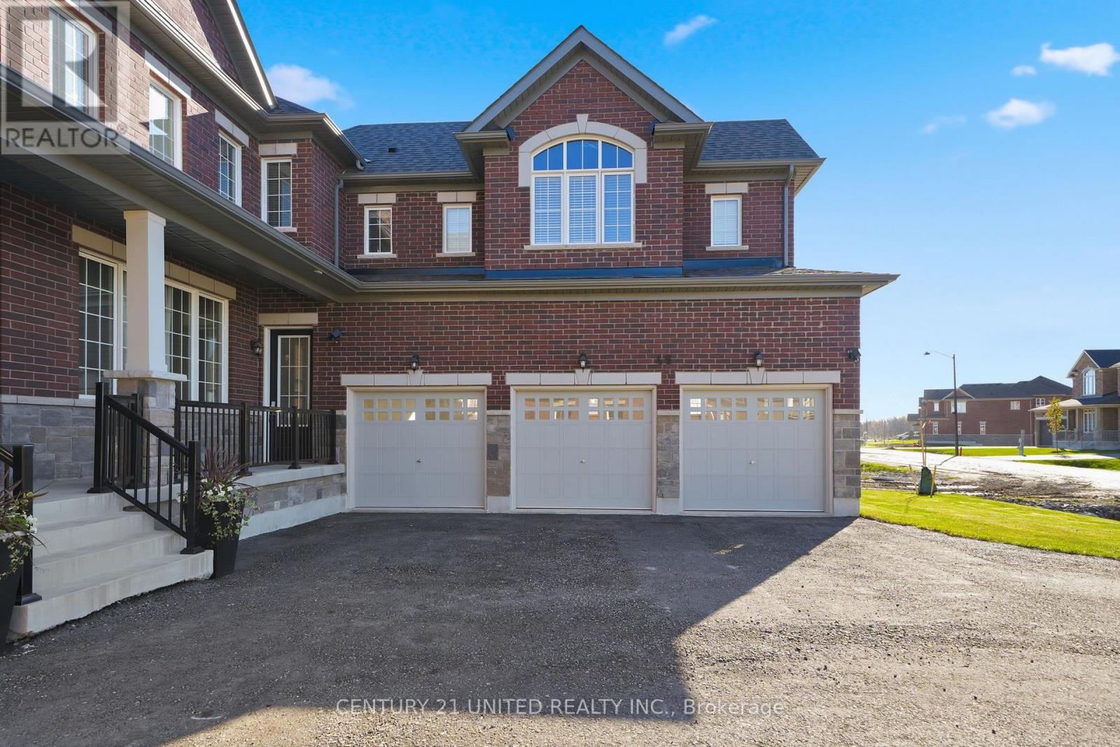 45 Golden Meadows Drive, Otonabee-South Monaghan, Ontario  K9J 0K8 - Photo 3 - X12488010