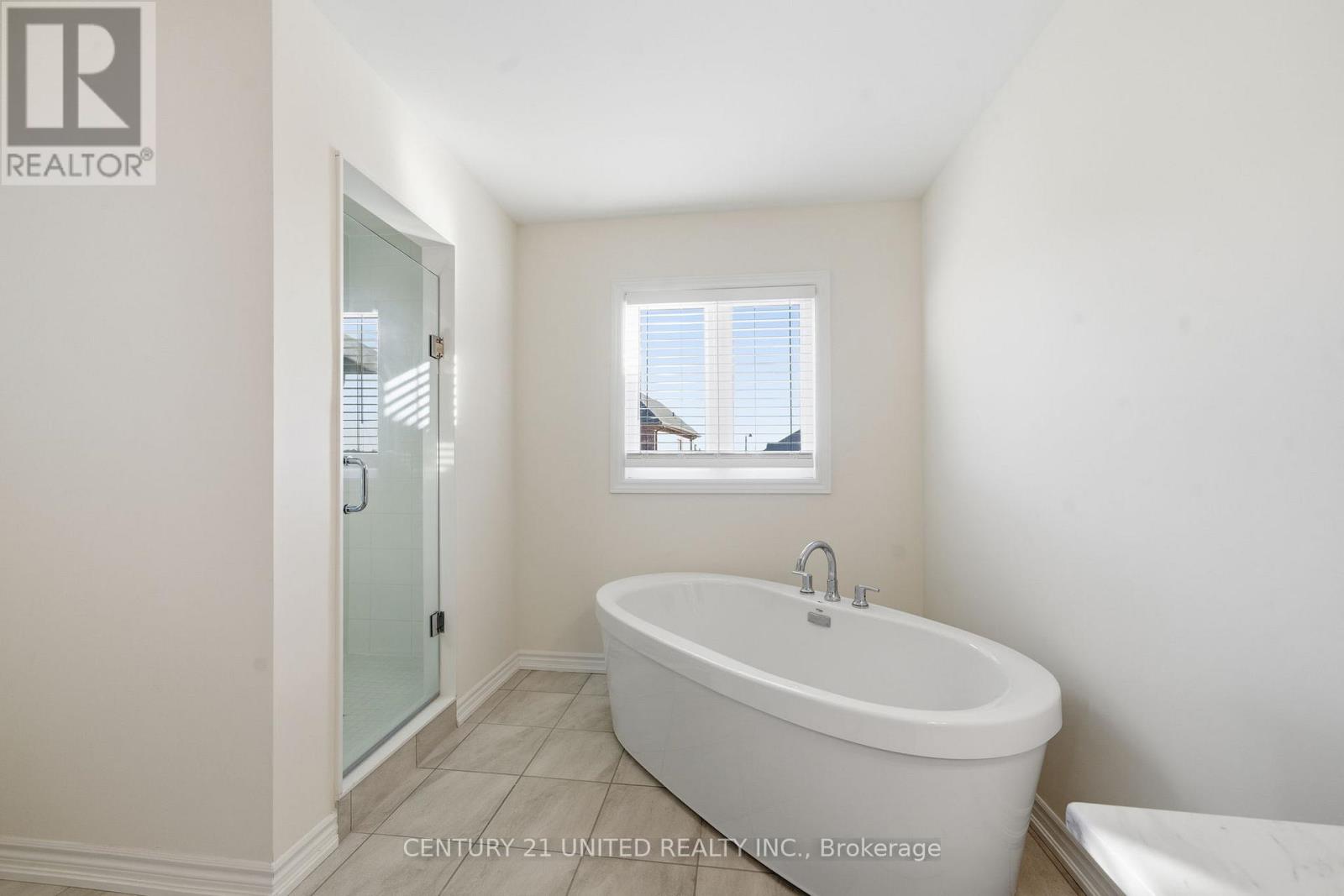 45 Golden Meadows Drive, Otonabee-South Monaghan, Ontario  K9J 0K8 - Photo 36 - X12488010