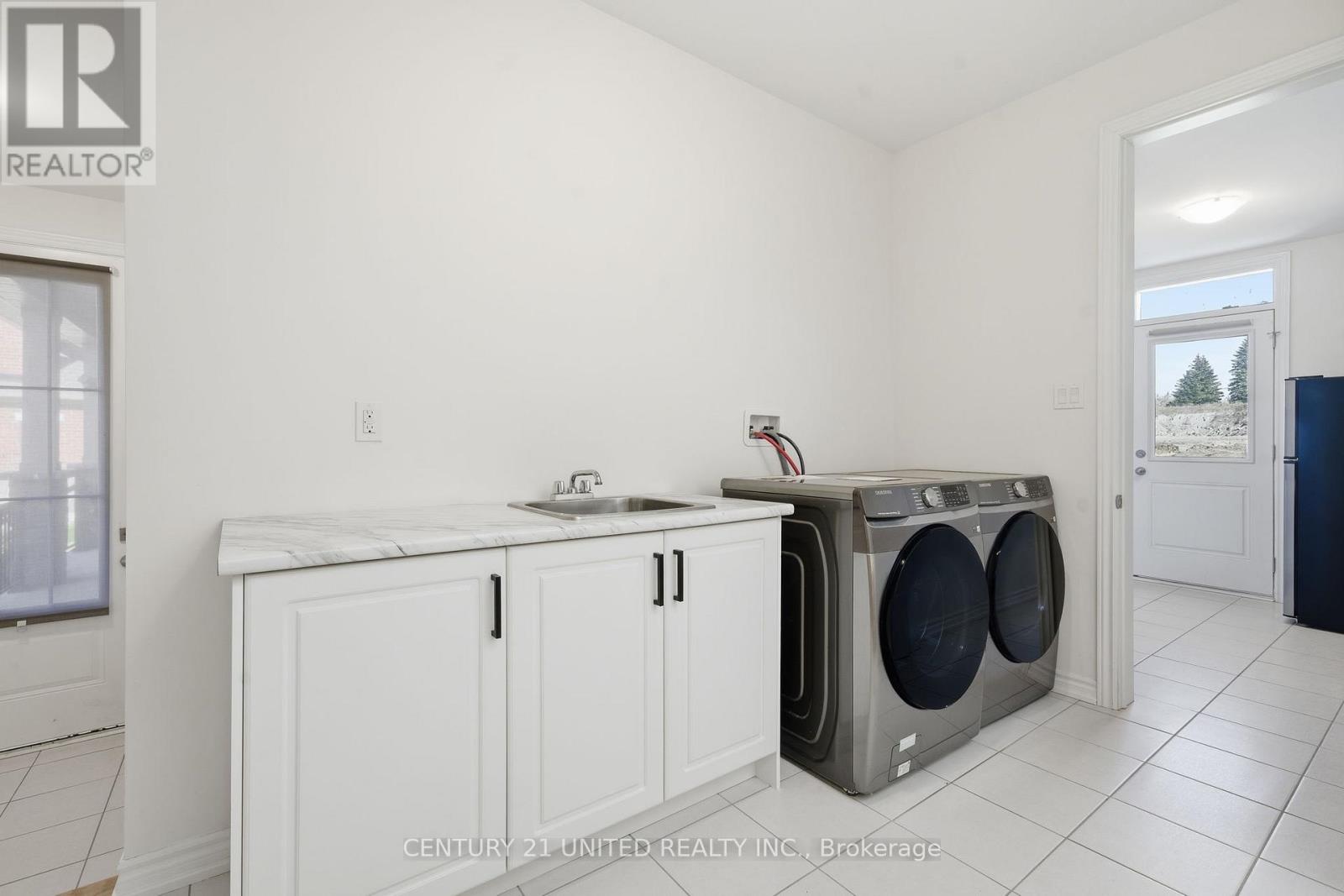 45 Golden Meadows Drive, Otonabee-South Monaghan, Ontario  K9J 0K8 - Photo 37 - X12488010