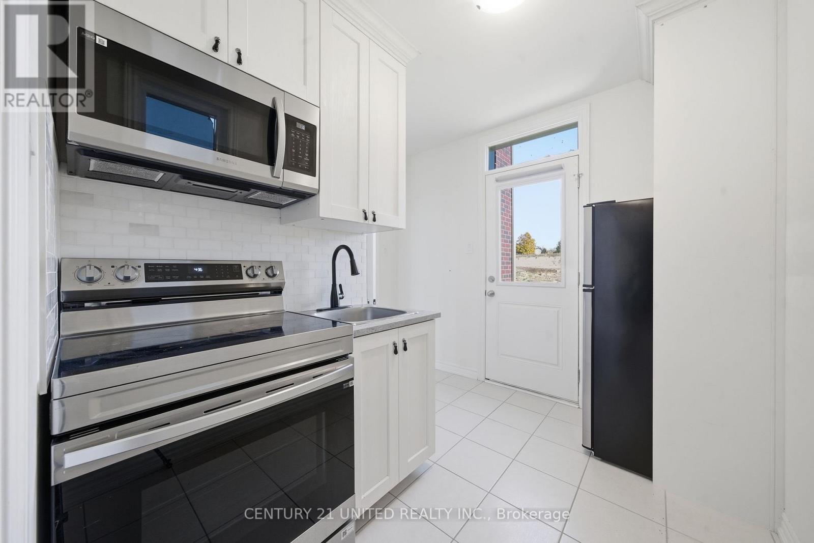 45 Golden Meadows Drive, Otonabee-South Monaghan, Ontario  K9J 0K8 - Photo 48 - X12488010