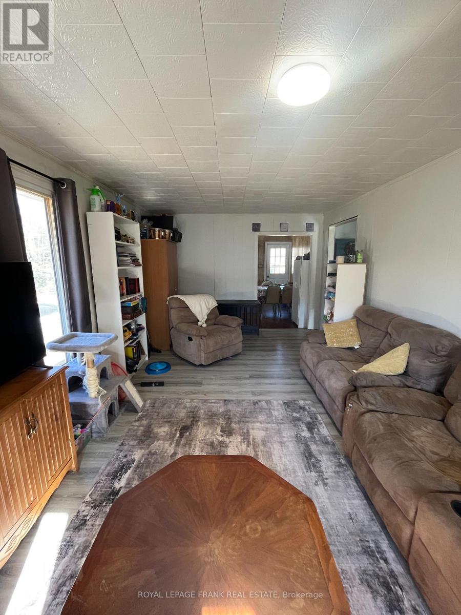 27668 Hwy 28, Faraday, Ontario  K0L 1C0 - Photo 5 - X12488164