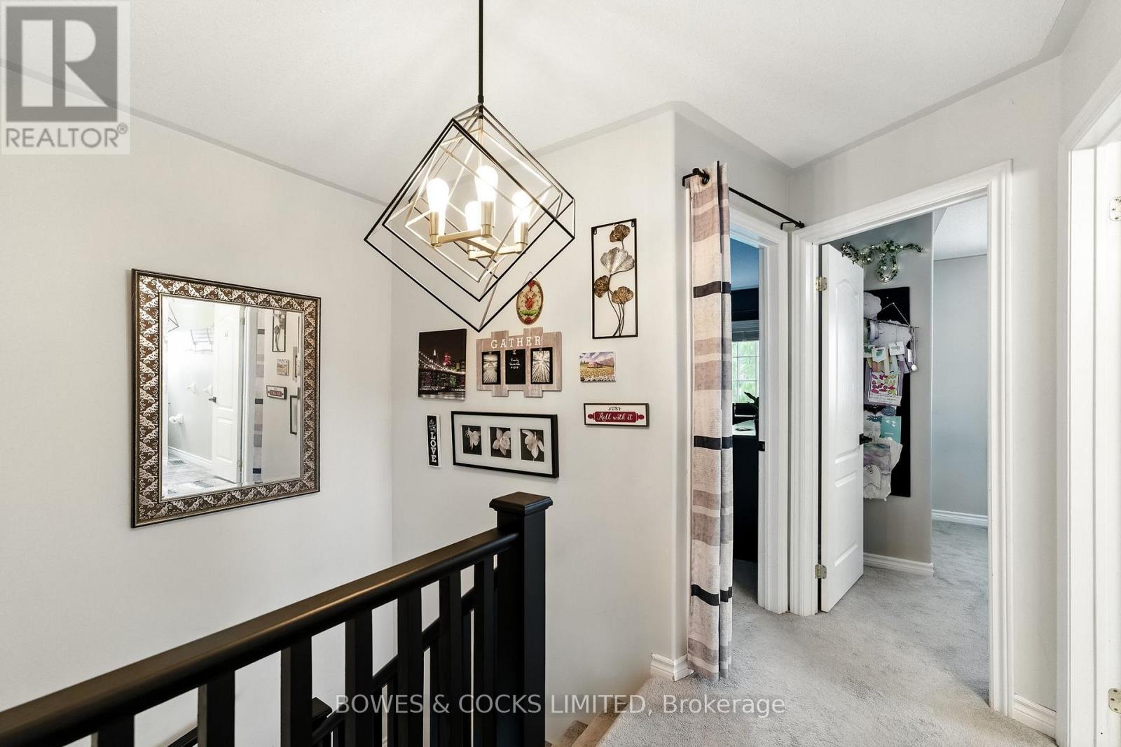 210 Farrier Crescent, Peterborough (Northcrest Ward 5), Ontario  K9L 0A6 - Photo 17 - X12489970