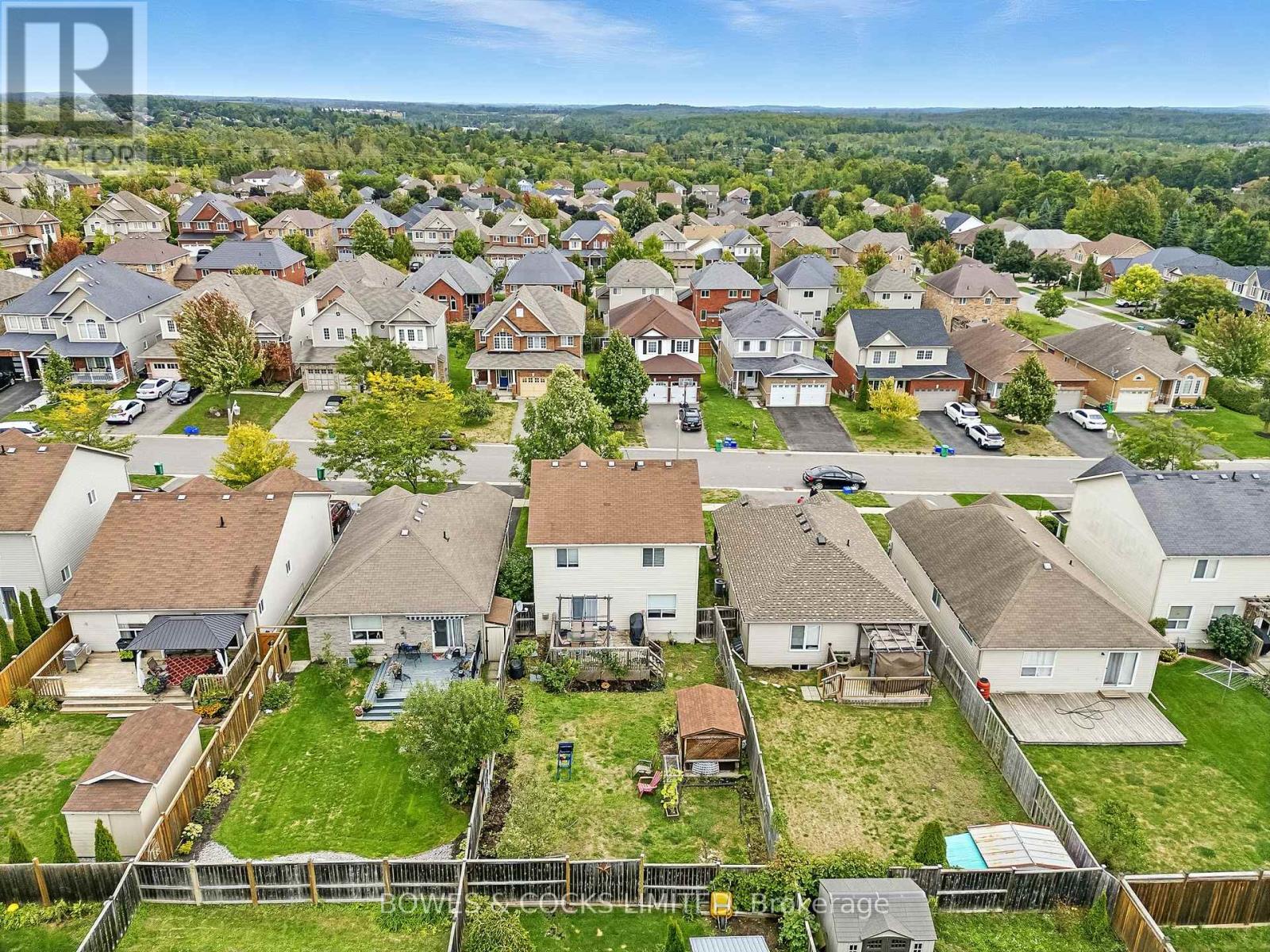 210 Farrier Crescent, Peterborough (Northcrest Ward 5), Ontario  K9L 0A6 - Photo 41 - X12489970