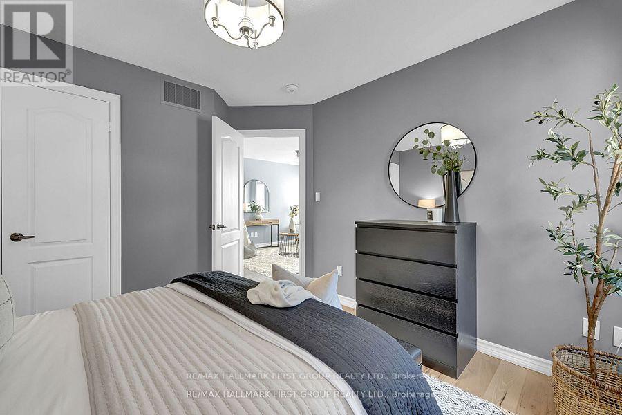 7 Primeau Crescent, Kawartha Lakes (Lindsay), Ontario  K9V 0M6 - Photo 26 - X12490448