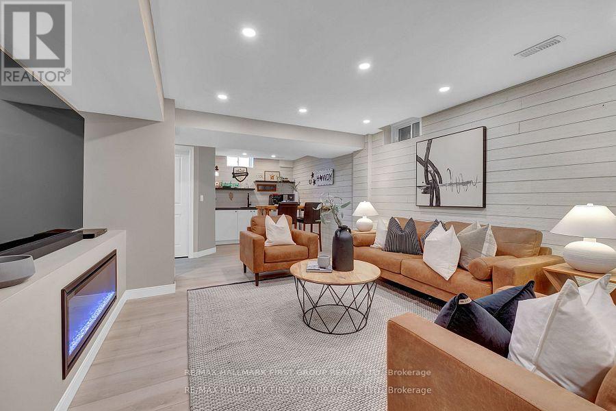 7 Primeau Crescent, Kawartha Lakes (Lindsay), Ontario  K9V 0M6 - Photo 40 - X12490448