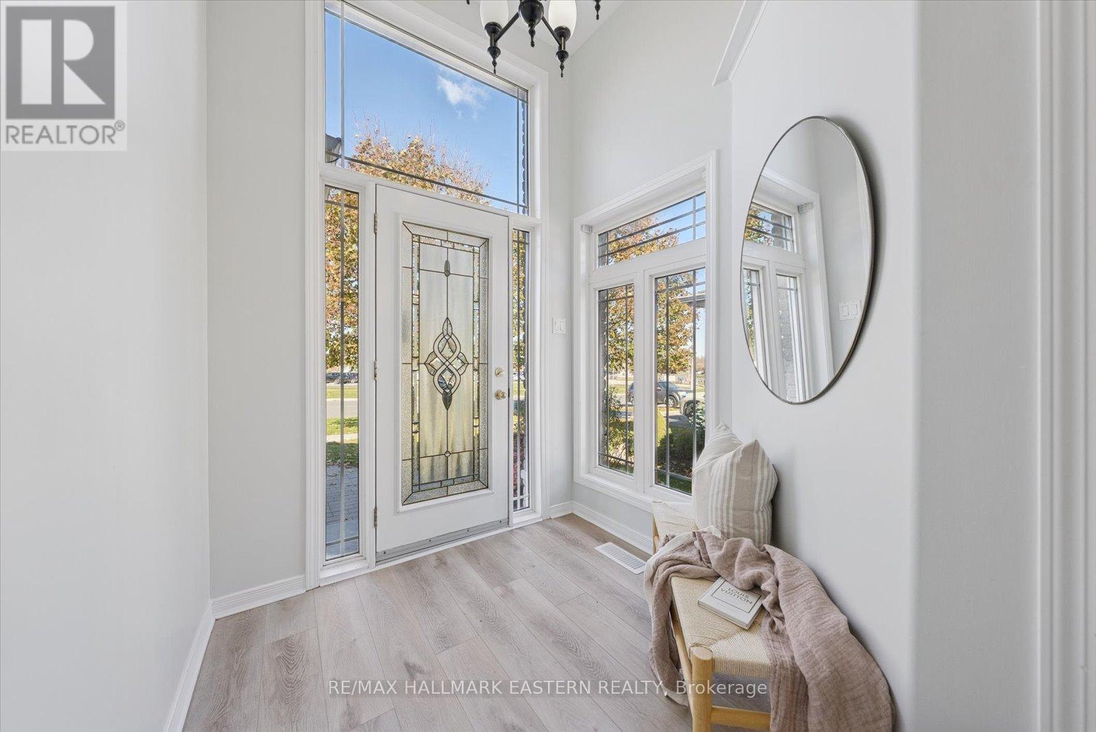 2431 Marsdale Drive, Peterborough (Ashburnham Ward 4), Ontario  K9L 1Z3 - Photo 2 - X12490720