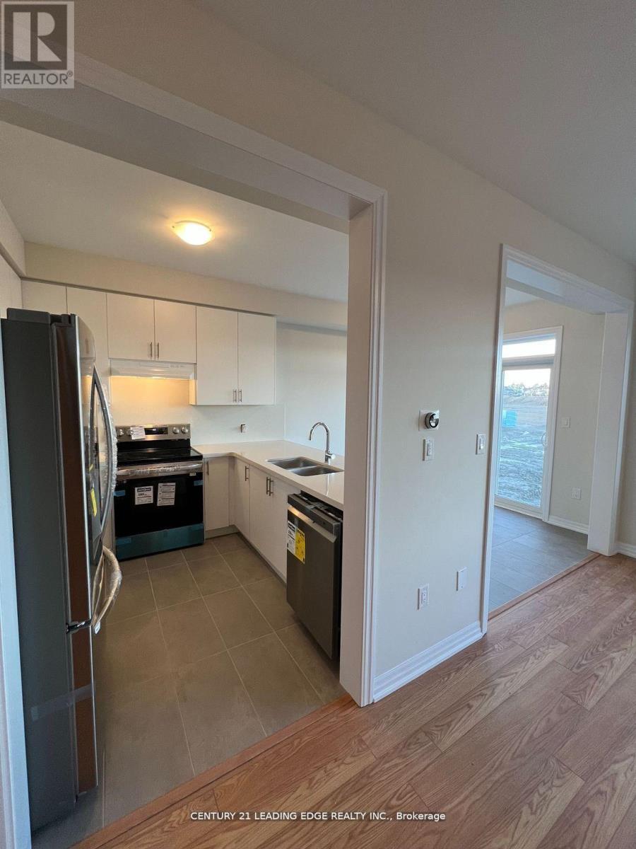 42 Ed Ewert Avenue, Clarington (Newcastle), Ontario  L1B 0W9 - Photo 16 - E12491048