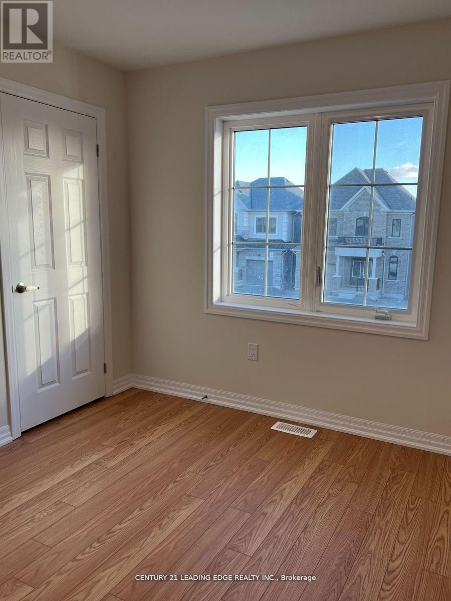 42 Ed Ewert Avenue, Clarington (Newcastle), Ontario  L1B 0W9 - Photo 27 - E12491048