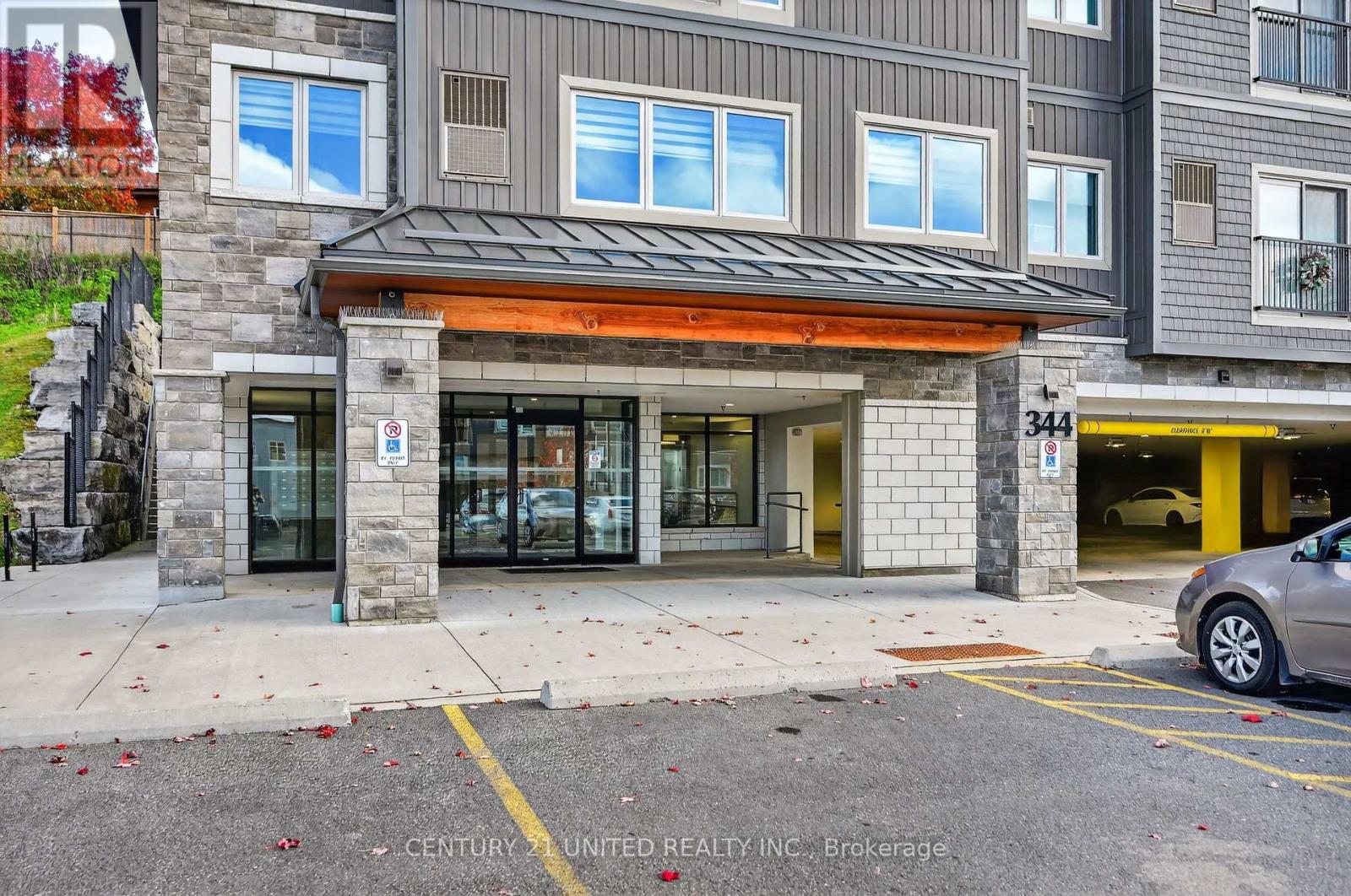 206 - 344 Florence Drive, Peterborough (Monaghan Ward 2), Ontario  K9J 0K4 - Photo 3 - X12491586