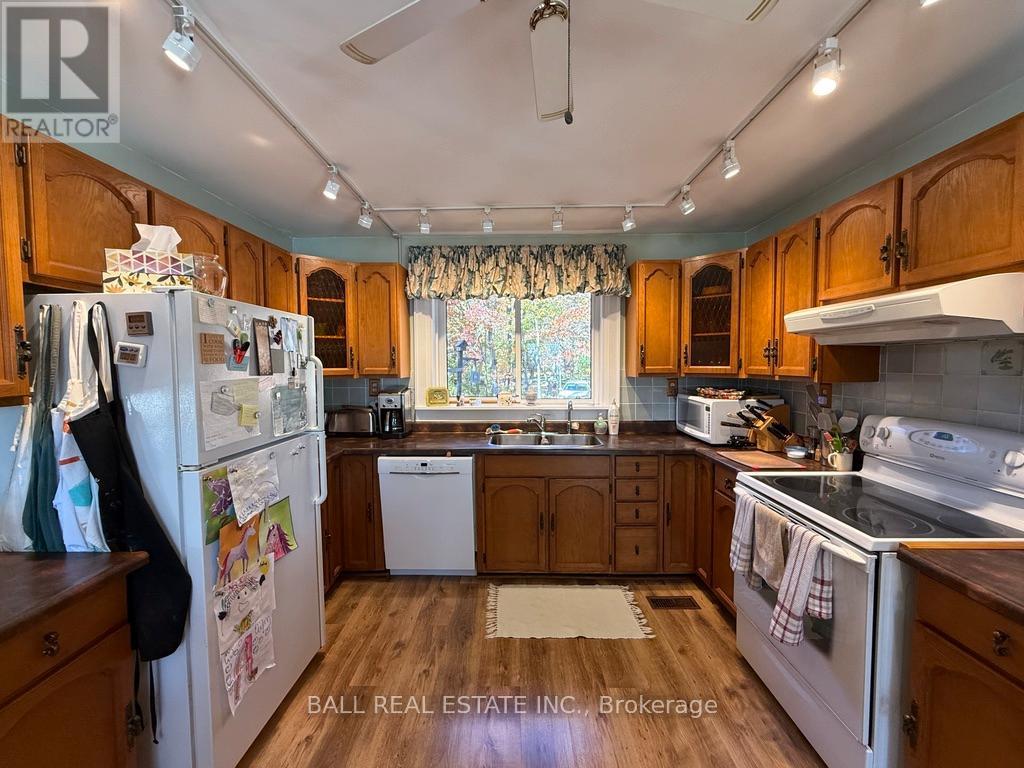 2149 Little Chipmunk Road, Douro-Dummer, Ontario  K0L 2H0 - Photo 15 - X12491638