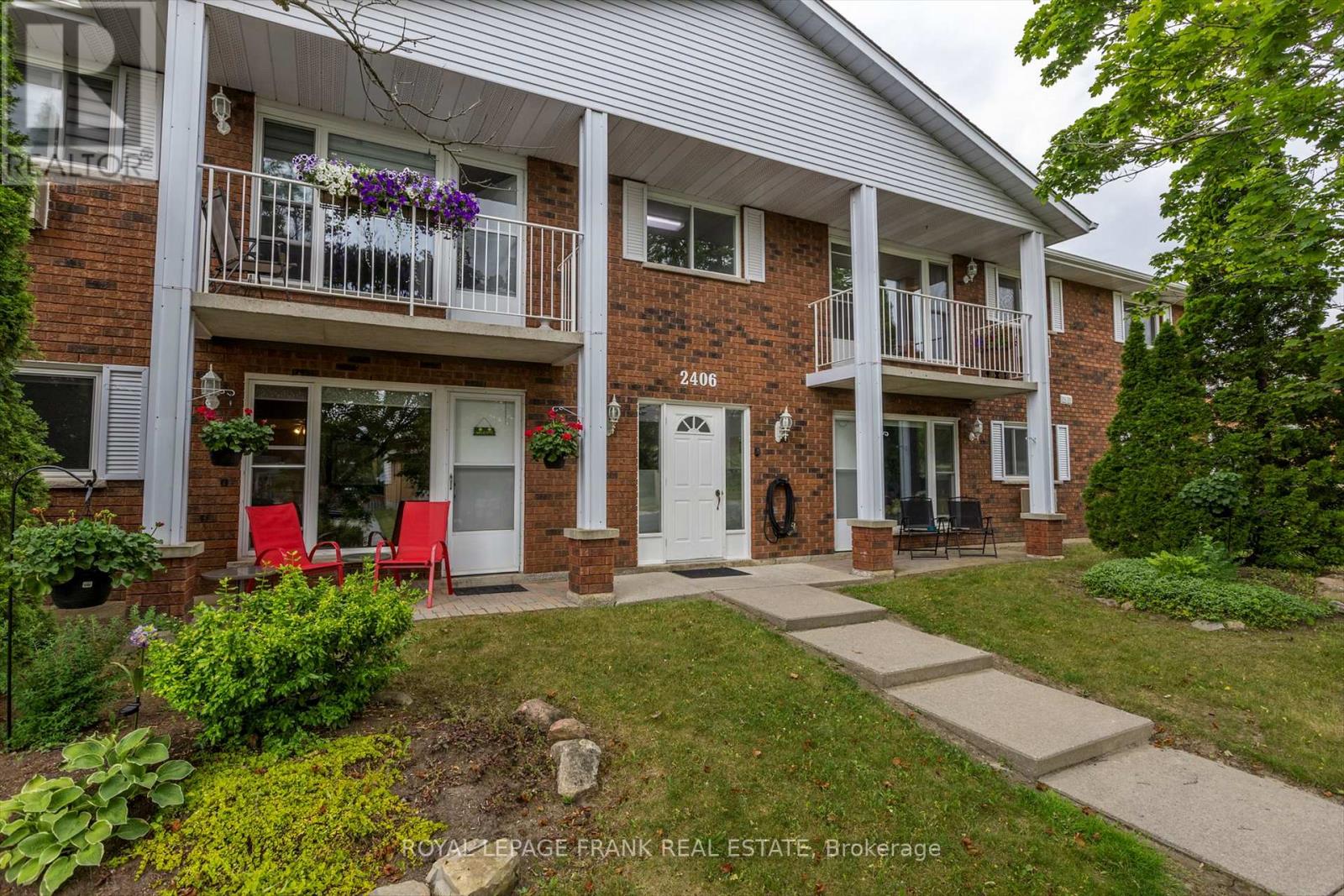 201 - 2406 MOUNTLAND DRIVE, peterborough west (central), Ontario