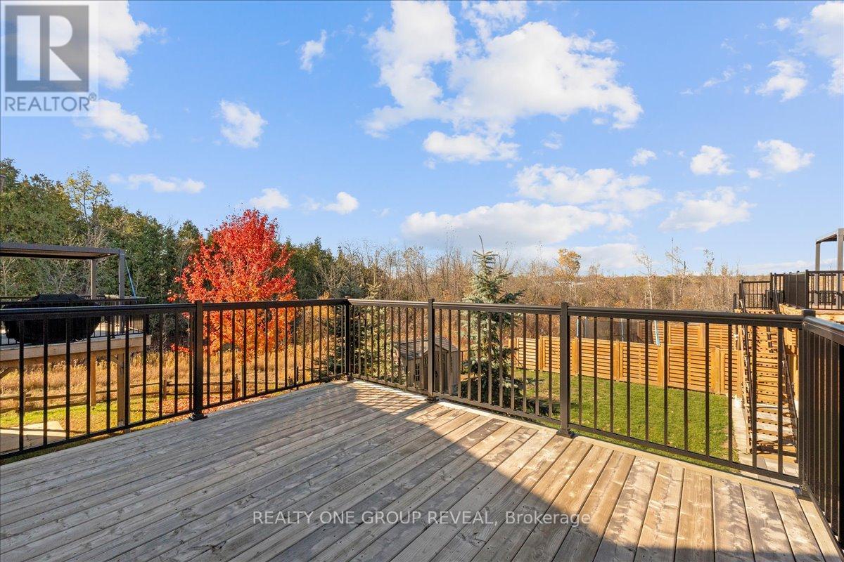 1054 Rippingale Trail, Peterborough (Northcrest Ward 5), Ontario  K9H 0J8 - Photo 13 - X12492350