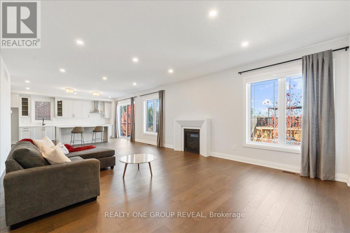 1054 Rippingale Trail, Peterborough (Northcrest Ward 5), Ontario  K9H 0J8 - Photo 16 - X12492350