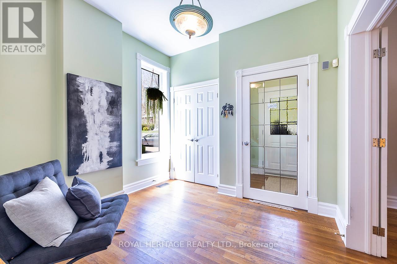 17 Francis Street, Kawartha Lakes (Lindsay), Ontario  K9V 3R7 - Photo 12 - X12492408