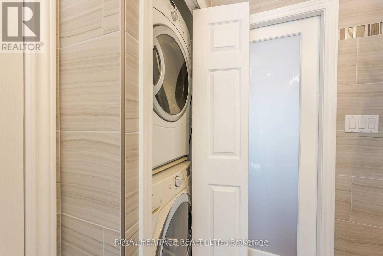 17 Francis Street, Kawartha Lakes (Lindsay), Ontario  K9V 3R7 - Photo 30 - X12492408