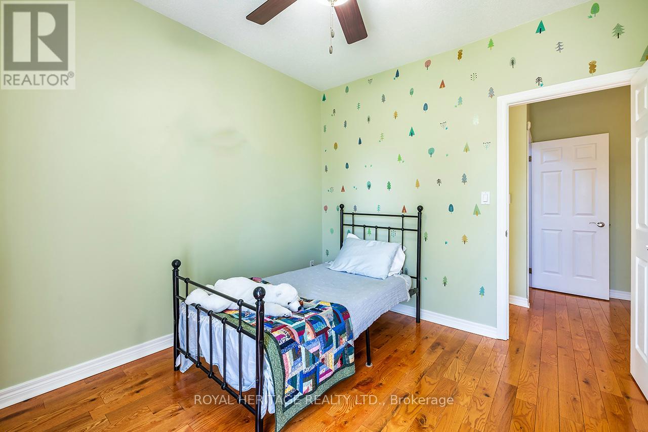 17 Francis Street, Kawartha Lakes (Lindsay), Ontario  K9V 3R7 - Photo 31 - X12492408