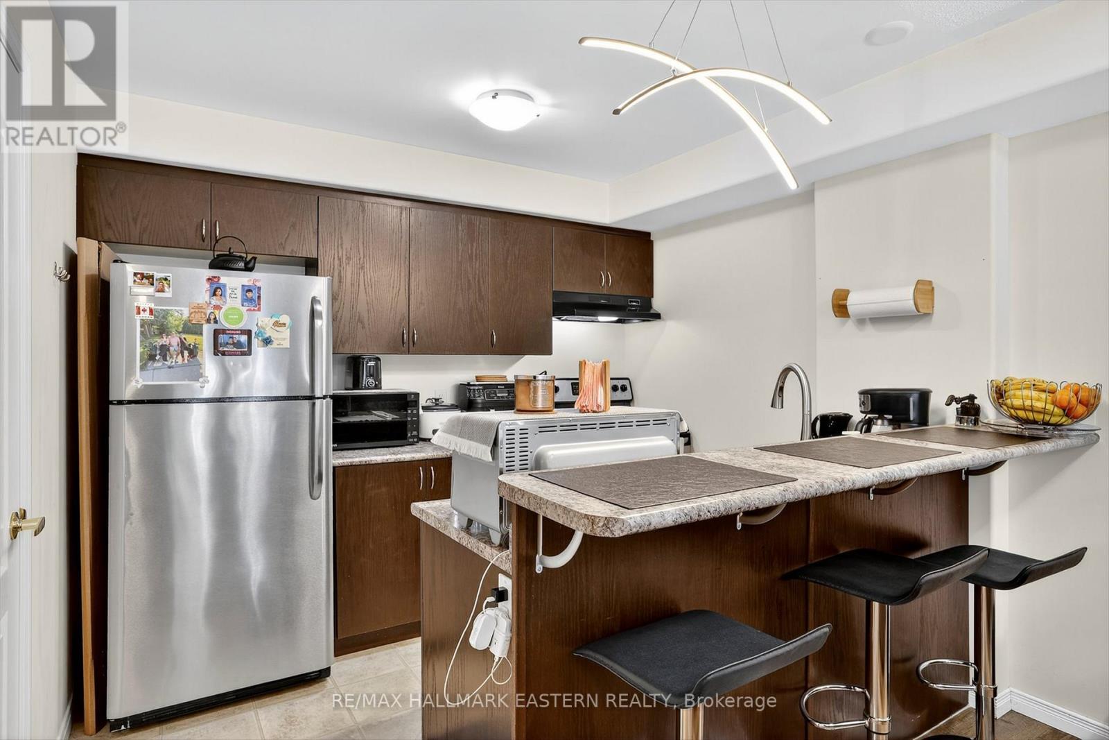 #309 - 306 Spillsbury Drive, Peterborough (Otonabee Ward 1), Ontario  K9K 0B5 - Photo 5 - X12492688