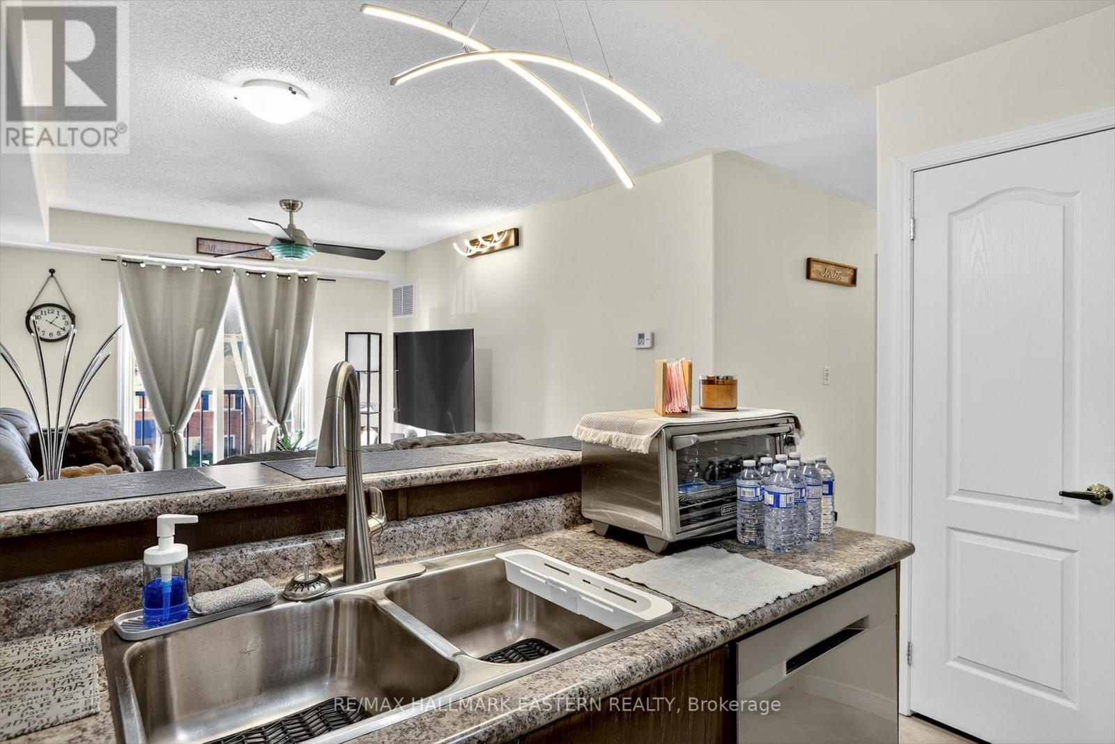 #309 - 306 Spillsbury Drive, Peterborough (Otonabee Ward 1), Ontario  K9K 0B5 - Photo 7 - X12492688