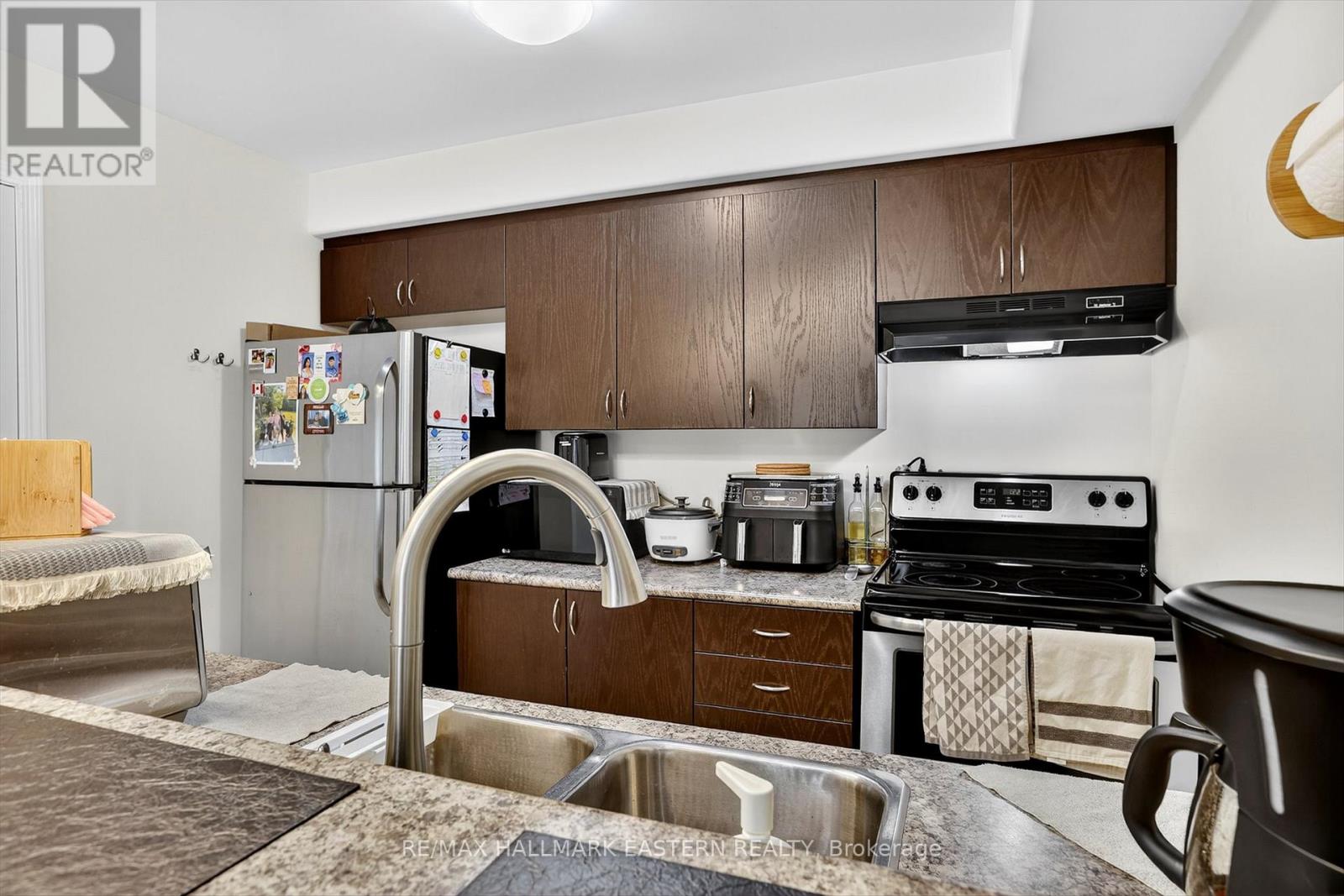 #309 - 306 Spillsbury Drive, Peterborough (Otonabee Ward 1), Ontario  K9K 0B5 - Photo 8 - X12492688