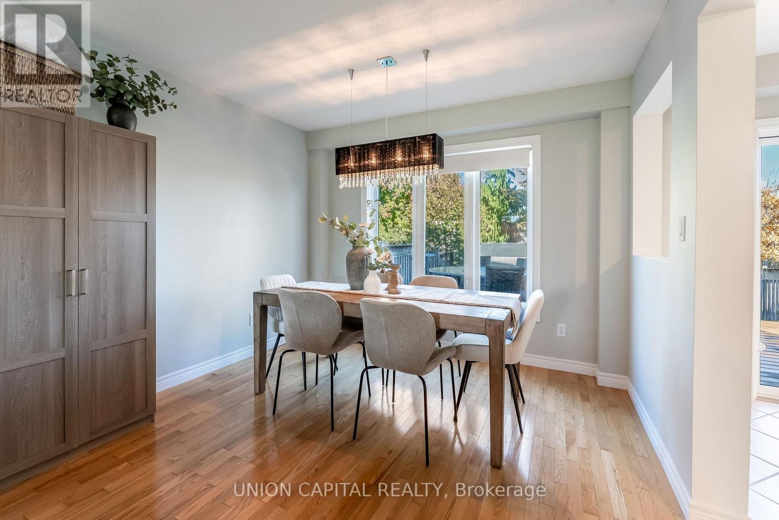 28 Lang Court, Kawartha Lakes (Lindsay), Ontario  K9V 6E5 - Photo 6 - X12492590