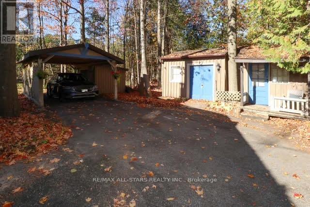 506 Snug Harbour Road, Kawartha Lakes (Lindsay), Ontario  K9V 4R6 - Photo 4 - X12493192