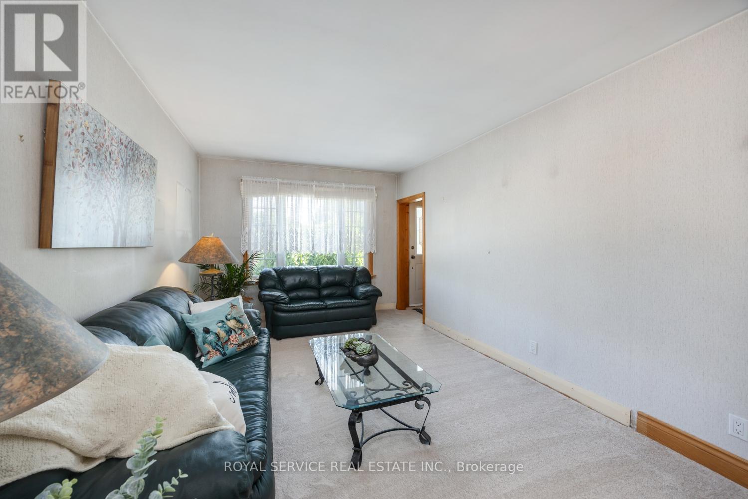 388 Dublin Street, Peterborough (Town Ward 3), Ontario  K9H 3C9 - Photo 13 - X12493210