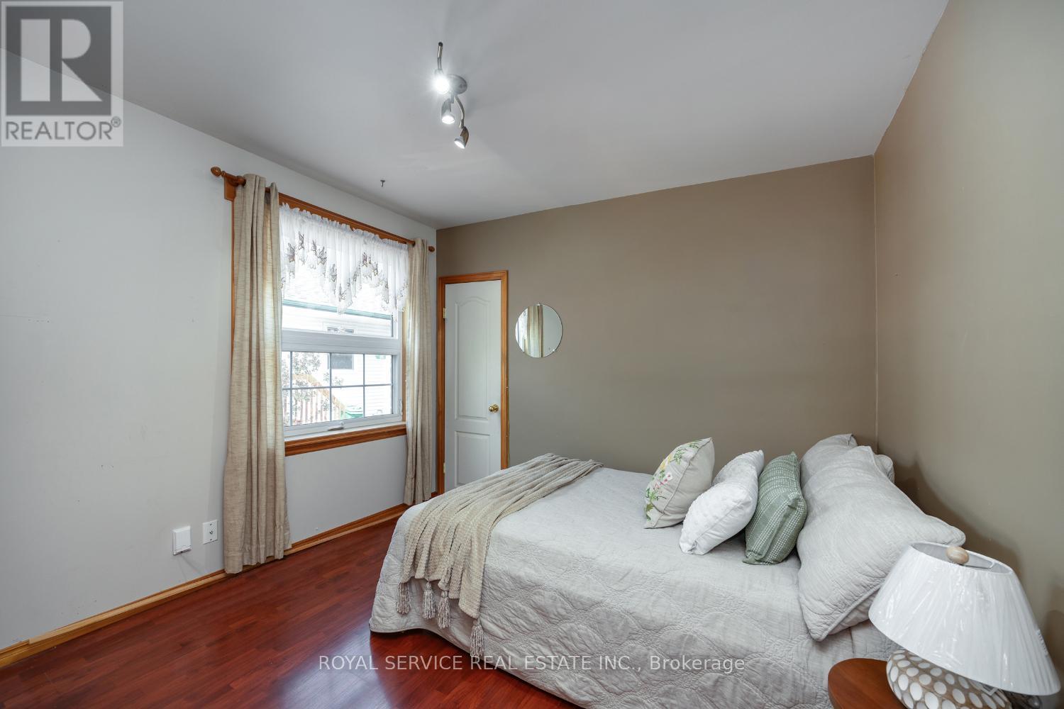 388 Dublin Street, Peterborough (Town Ward 3), Ontario  K9H 3C9 - Photo 20 - X12493210