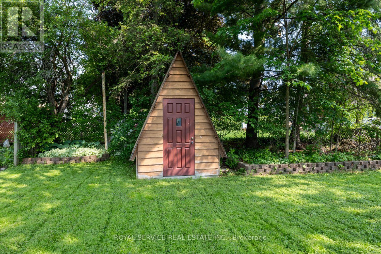 388 Dublin Street, Peterborough (Town Ward 3), Ontario  K9H 3C9 - Photo 30 - X12493210