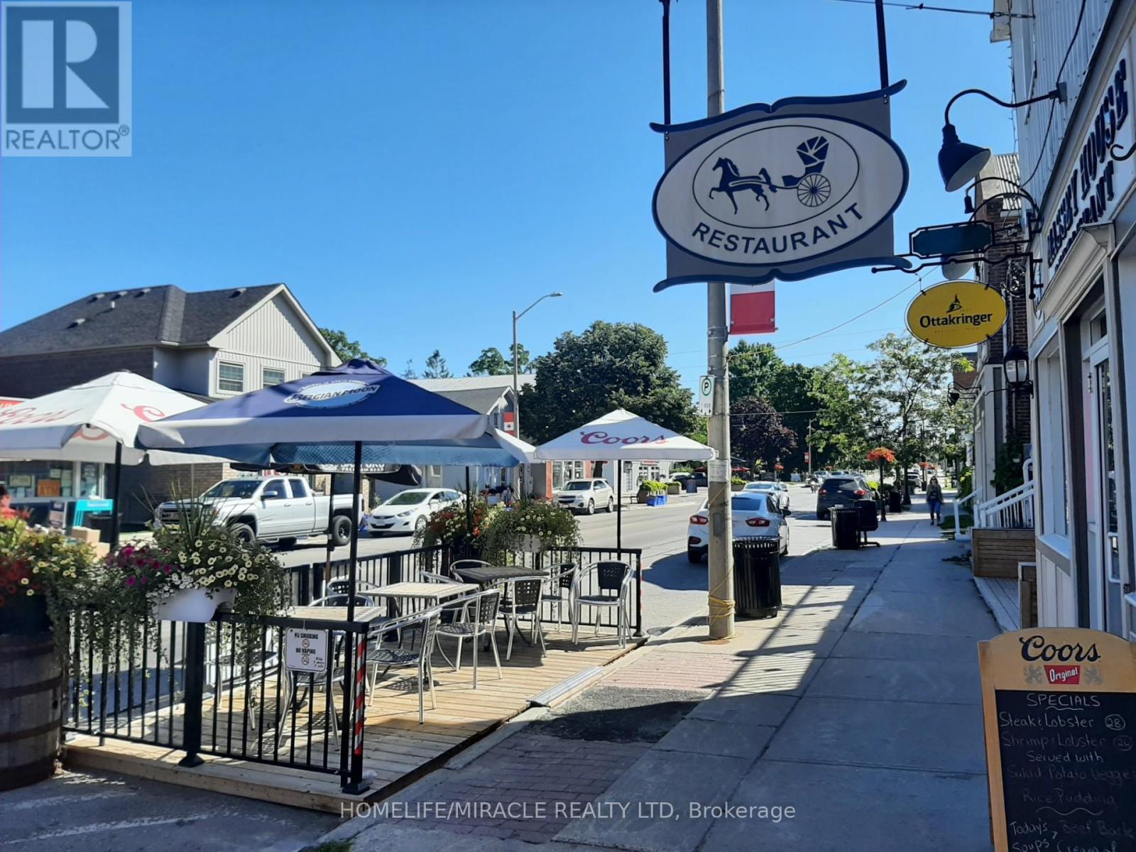 27 King Avenue E, Clarington (Newcastle), Ontario  L1B 1H3 - Photo 1 - E12493150