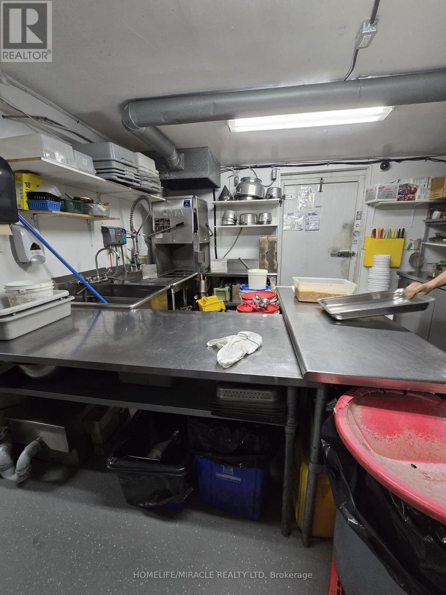 27 King Avenue E, Clarington (Newcastle), Ontario  L1B 1H3 - Photo 6 - E12493150