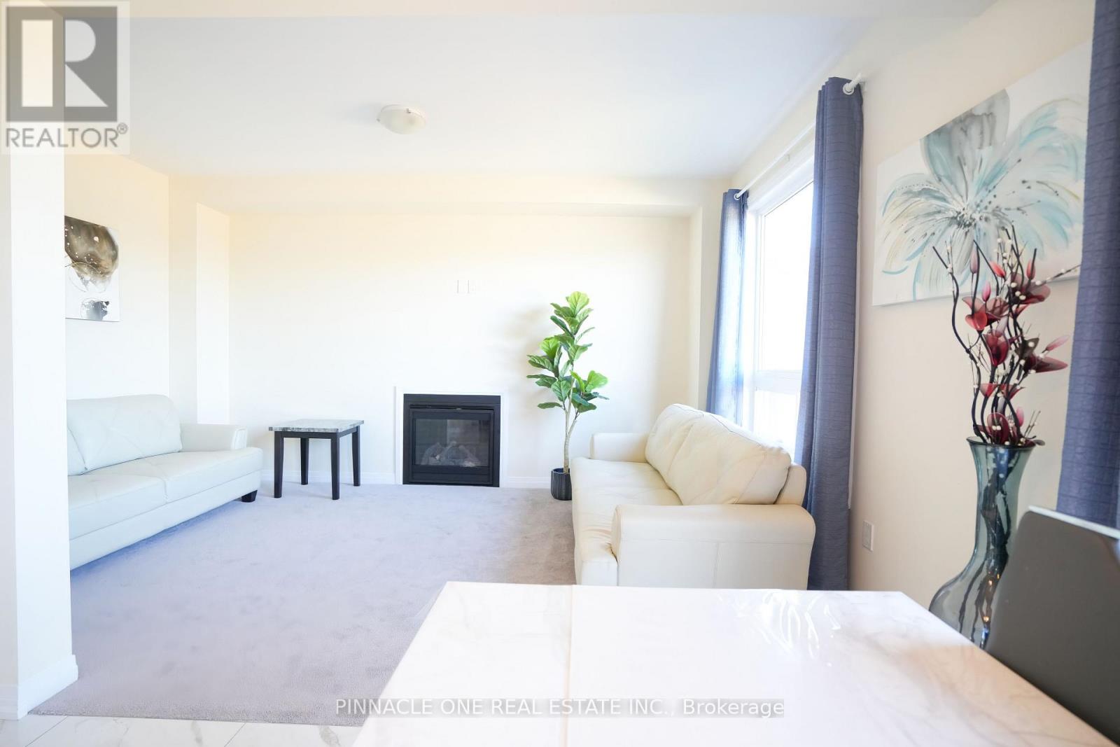 21 Carew Boulevard, Kawartha Lakes (Lindsay), Ontario  K9V 0P6 - Photo 23 - X12493020