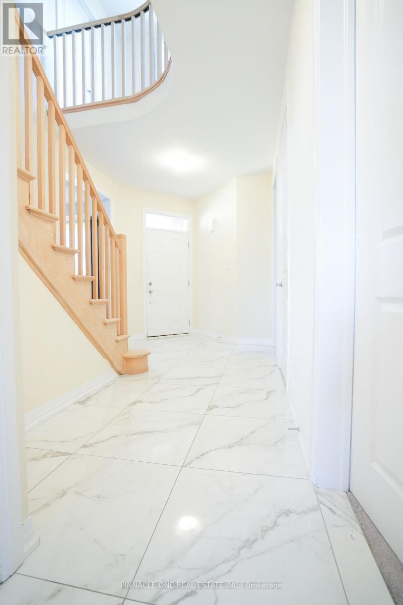 21 Carew Boulevard, Kawartha Lakes (Lindsay), Ontario  K9V 0P6 - Photo 26 - X12493020