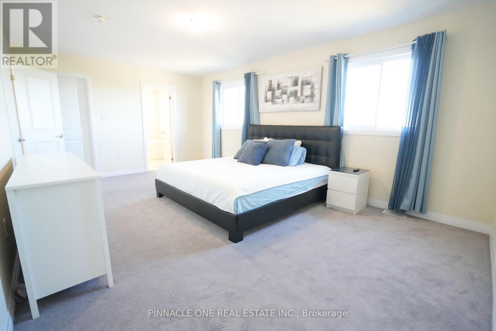 21 Carew Boulevard, Kawartha Lakes (Lindsay), Ontario  K9V 0P6 - Photo 42 - X12493020