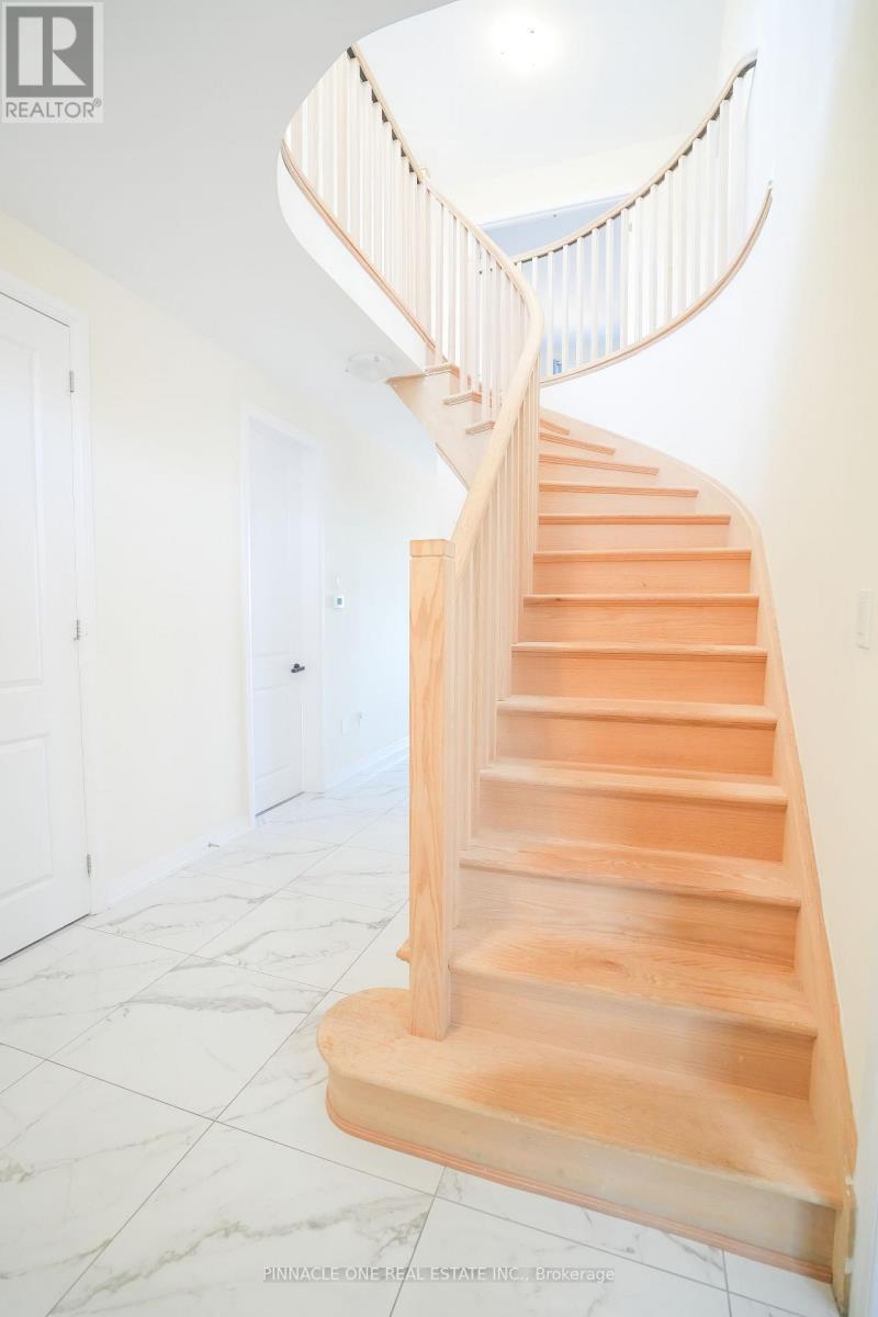 21 Carew Boulevard, Kawartha Lakes (Lindsay), Ontario  K9V 0P6 - Photo 48 - X12493020