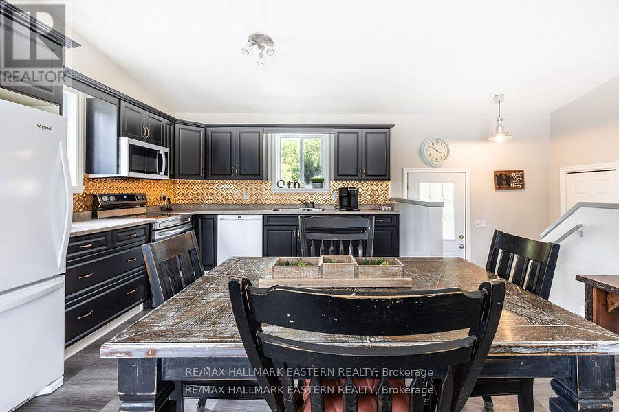 4075 County Road 44, Havelock-Belmont-Methuen (Belmont-Methuen), Ontario  K0L 1Z0 - Photo 10 - X12493486